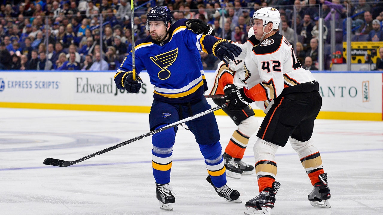 Blues' comeback attempt falls short in 3-2 loss to Ducks